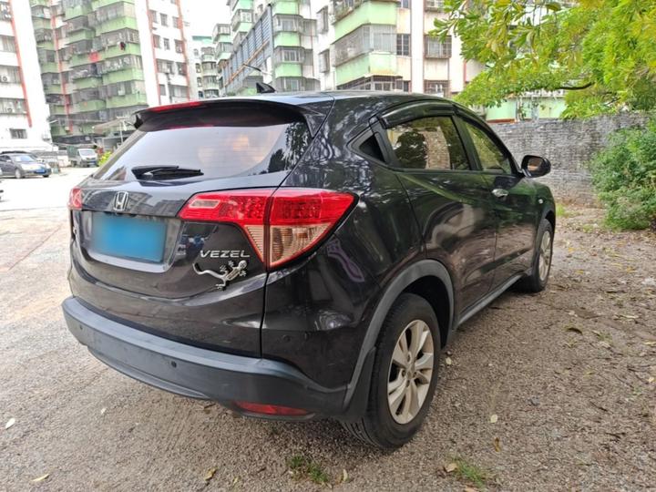 Vezel 2015 1.5L CVT RWD Comfort photo 4