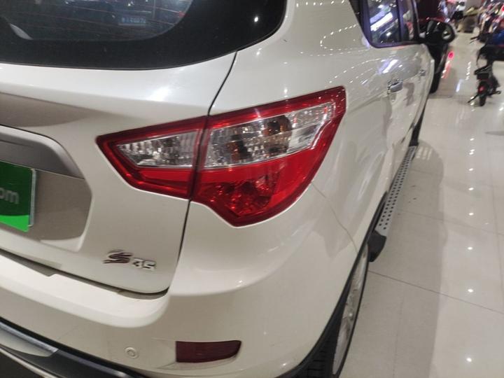 CS35 2014 1.6L AT Luxury IV photo 7