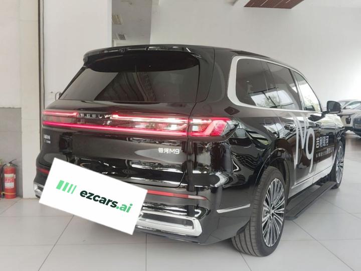 Galaxy M9 2025 210km AWD Pilot photo 4