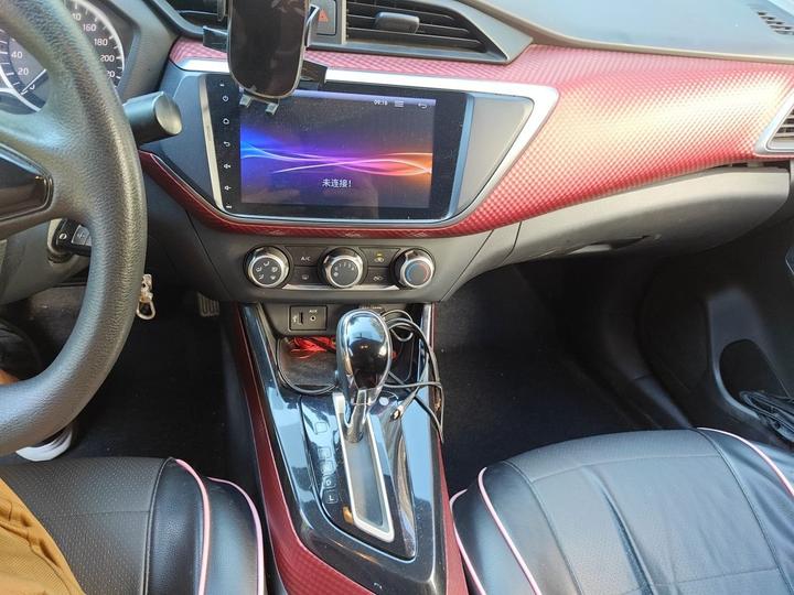 2016 1.6L CVT photo 5