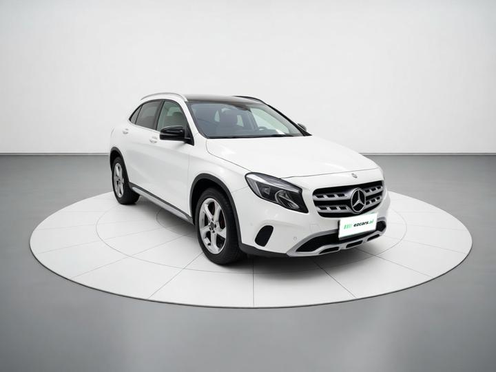 GLA 2018 GLA 200 Dynamic photo 3