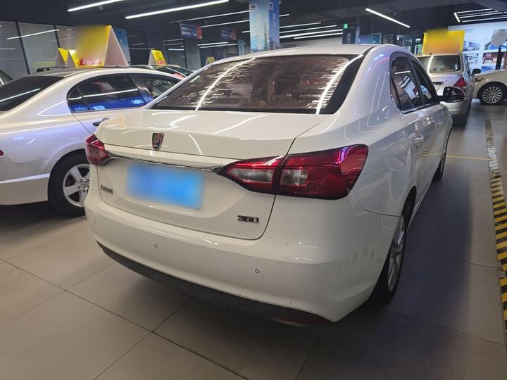 360 2015 1.5L AT Luxury photo 6