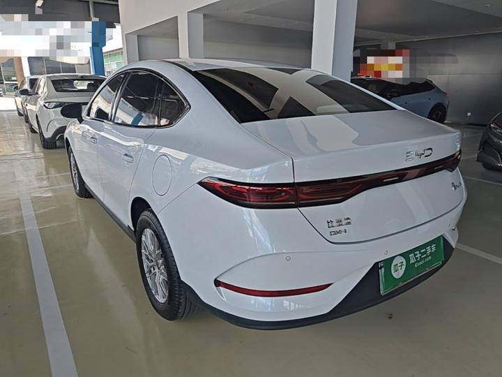 Qin PLUS 2025 DM-i ADAS 128KM Progressive photo 4