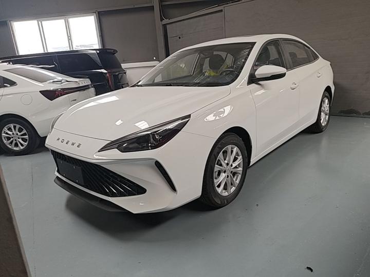 i5 2026 1.5L CVT Luxury