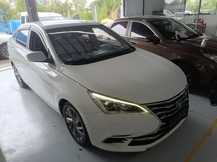 Eado DT 2018 1.6L MT photo 3