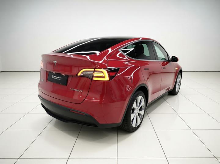 Model Y 2021 Standard Range RWD photo 4