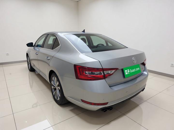 Superb 2018 TSI280 DSG Comfort China V photo 4