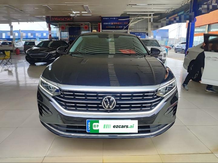 Passat 2023 330TSI Luxury photo 2