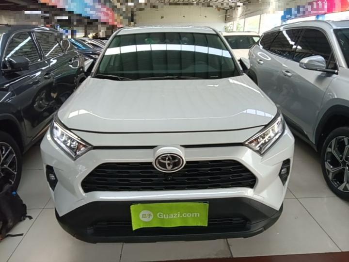RAV4 2024 2.0L CVT RWD photo 2
