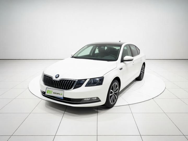 Octavia 2019 1.5L AT Luxury
