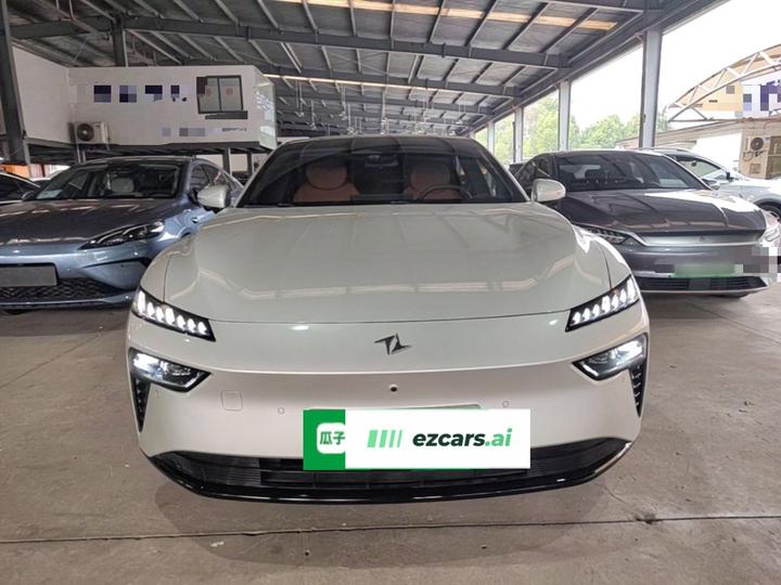 Yipai eπ007 2025 EV 565 AWD Max Pilot photo 2
