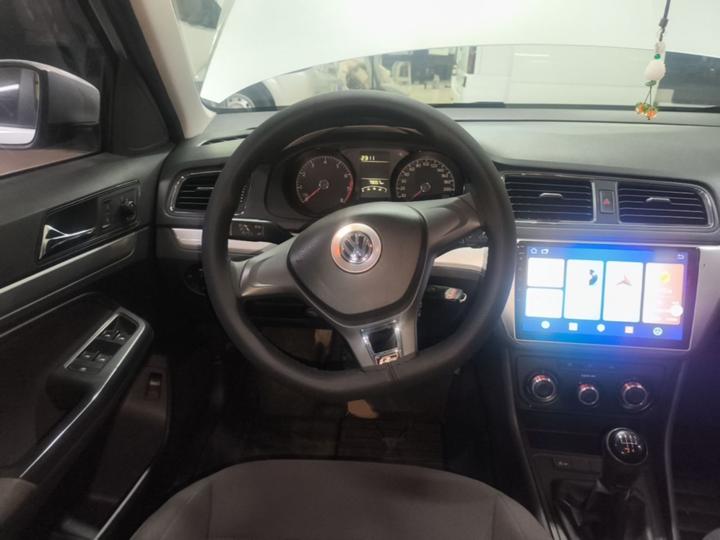 Lavida 2015 1.6L MT photo 6