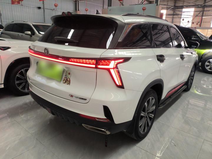 CS75 PLUS 2022 2nd Gen 1.5T AT Exclusive photo 4