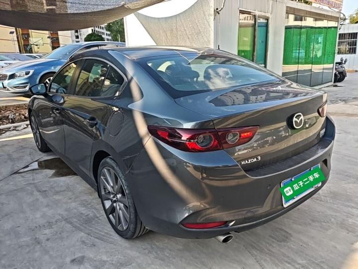 3 Axela 2020 2.0L AT photo 4