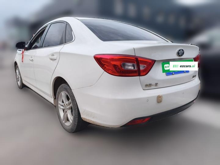 Bestune B30 2016 1.6L MT Luxury photo 4