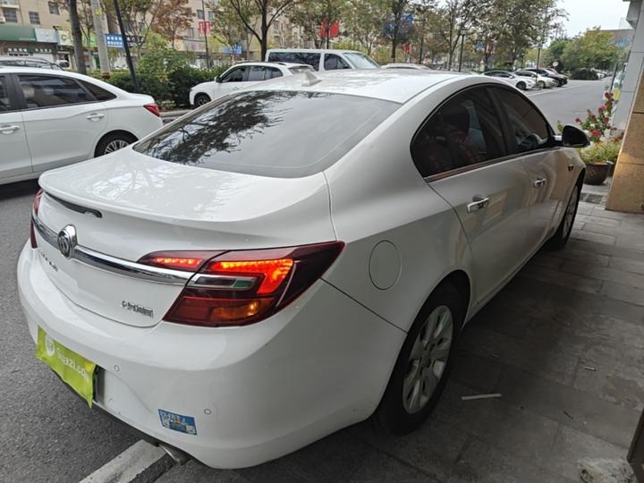 Regal 2015 1.6T Elite Tech photo 6
