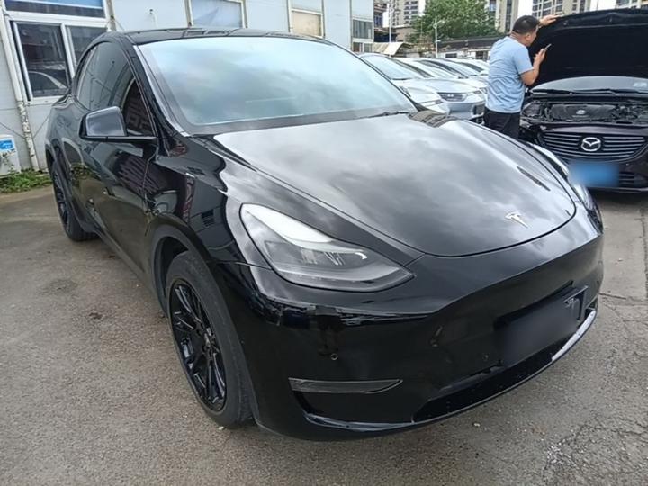 Model Y 2021 Long Range AWD photo 3