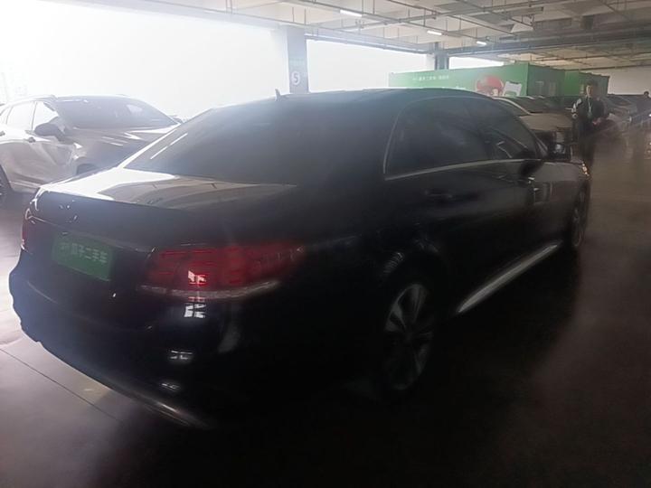 E-Class 2015 Facelift E 200 L Sport photo 5