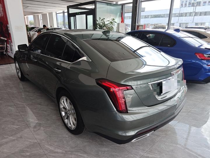 CT5 2023 28T Luxury Standard photo 4