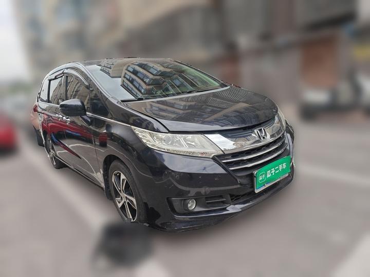 Odyssey 2015 Facelift 2.4L Luxury photo 3