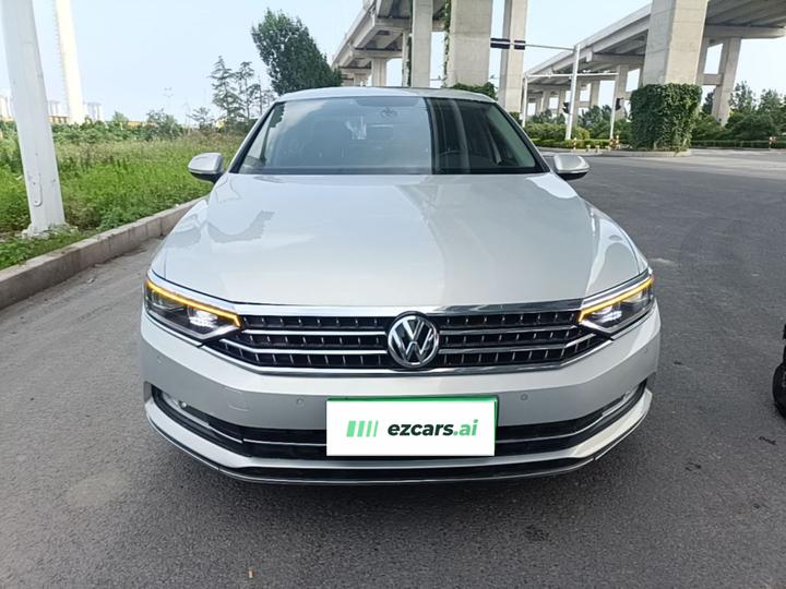 Magotan 2017 330TSI DSG Leading photo 2