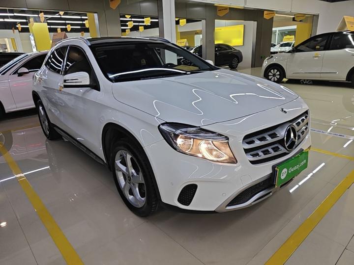 GLA 2018 GLA 200 Dynamic photo 3