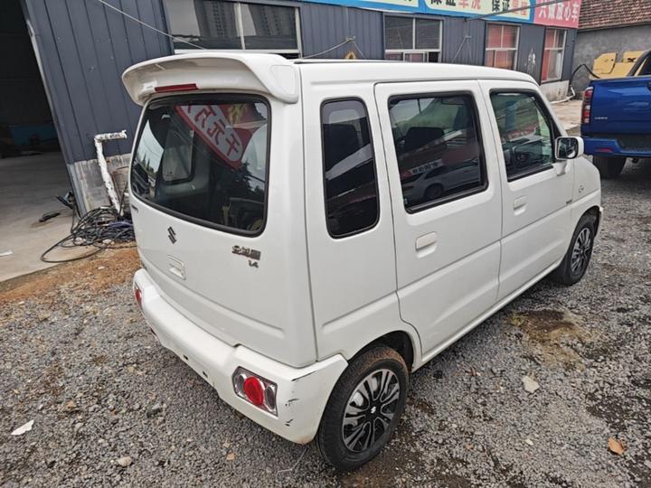2016 1.4L MT Value photo 4