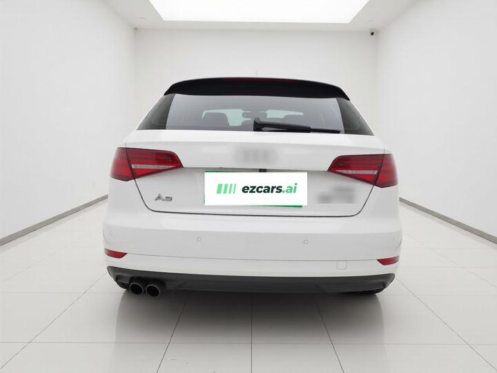 A3 2018 30 Anniversary Sportback 35 TFSI Progressive photo 5