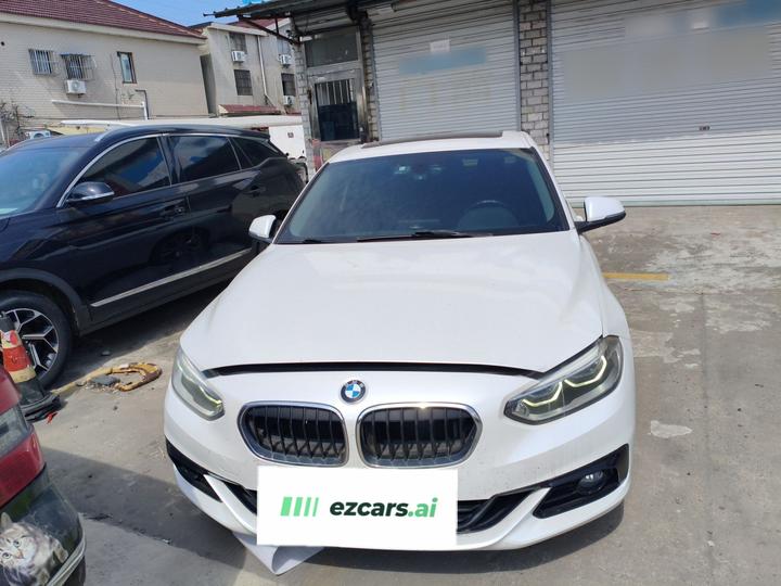 1 Series 2017 120i Design Package photo 2