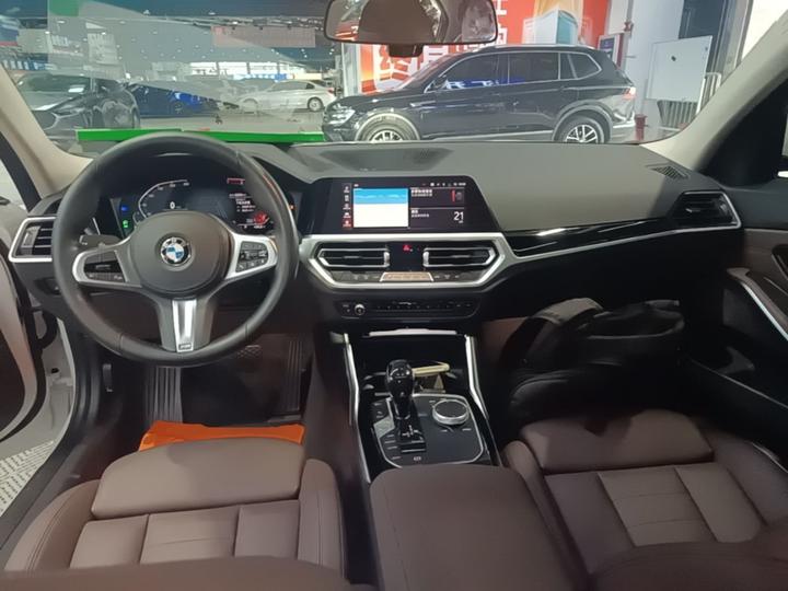 3 Series 2020 320Li M Sport Package photo 5