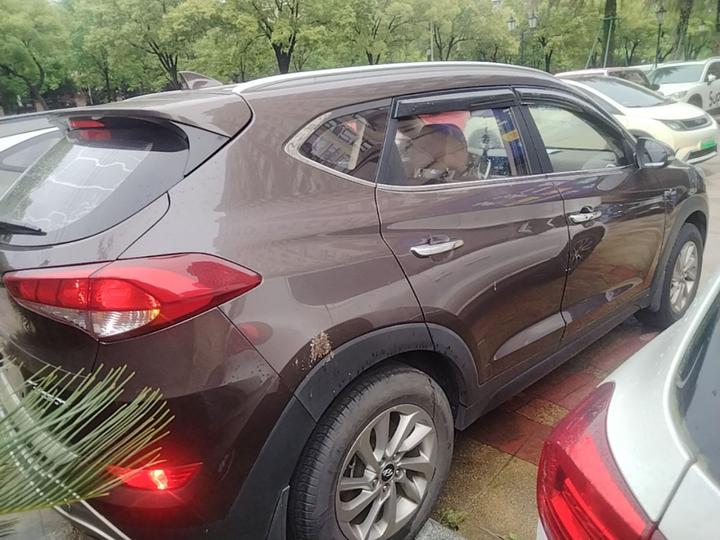 Tucson 2015 1.6T DCT RWD Smart photo 4