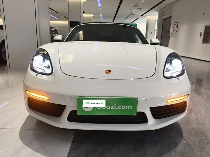 718 2020 Boxster 2.0T photo 2