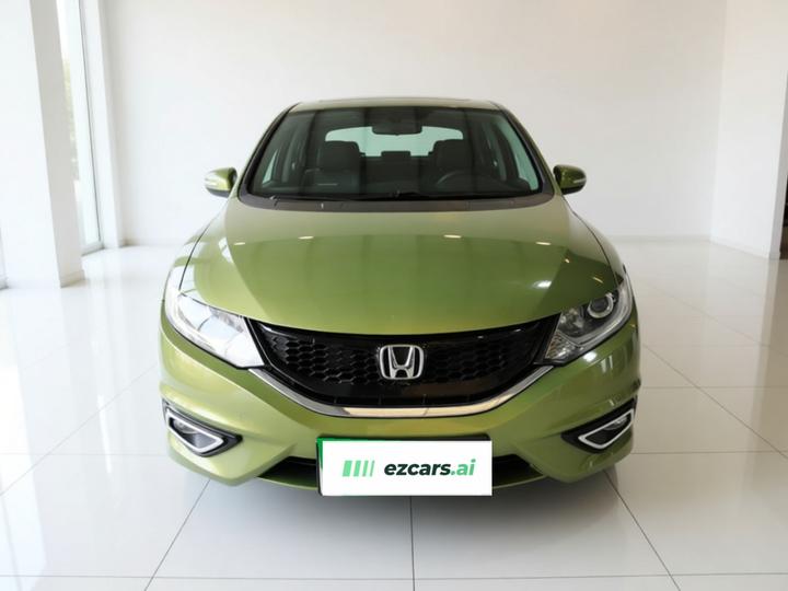 Jade 2014 1.8L CVT Luxury 5-Seater photo 2
