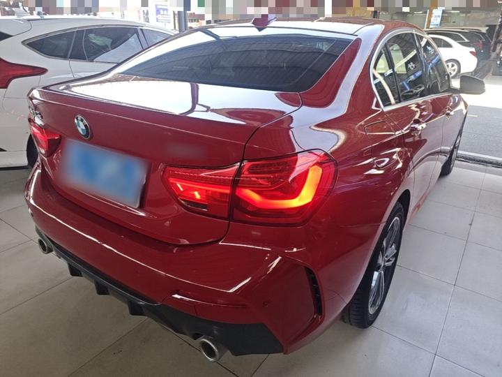 1 Series 2022 120i M Sport photo 6