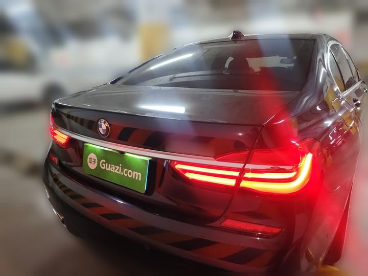 7 Series 2018 730Li Leading M Sport Package photo 5