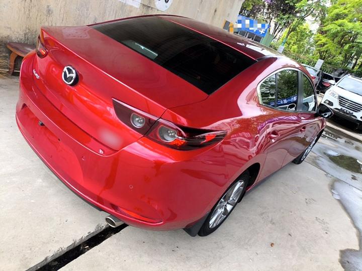 3 Axela 2020 1.5L AT photo 4