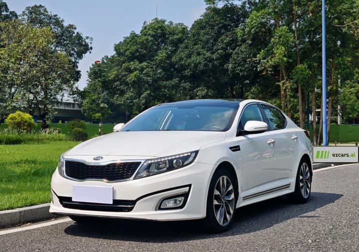 K5 2014 2.0L AT LUXURY