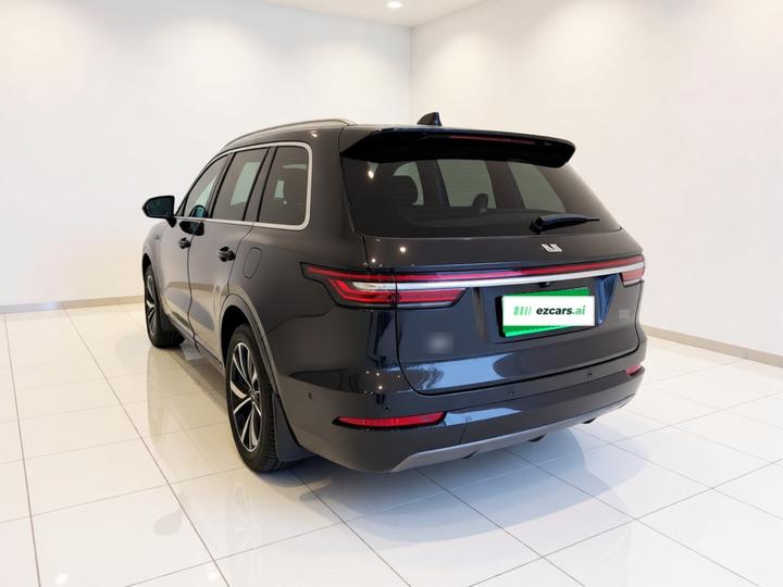 Li Auto ONE 2021 EREV 6-Seater photo 4