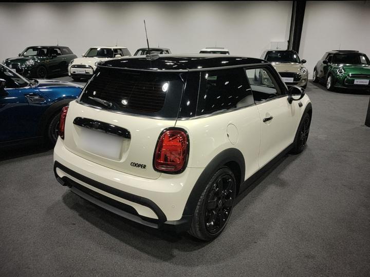 2023 1.5T COOPER photo 4