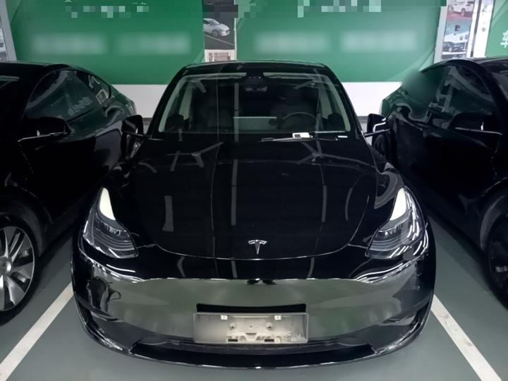 Model Y 2022 Facelift RWD photo 2