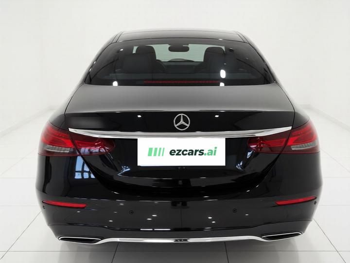 E-Class 2022 Facelift E 260 L Sport photo 5
