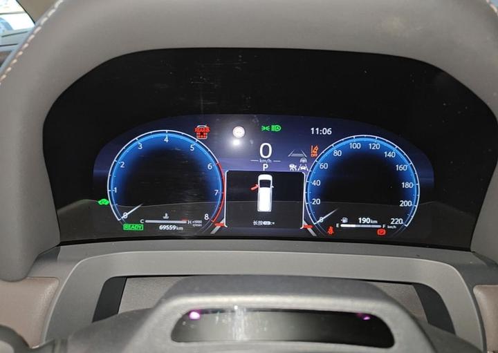 2024 Crown Hybrid 2.5L Supreme photo 6