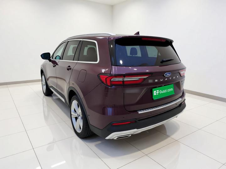 Equator 2021 EcoBoost 225 PLUS 7-Seater 2/2/3 photo 4