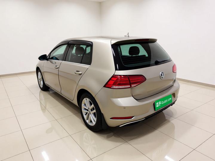 Golf 2018 230TSI AT Comfort photo 4