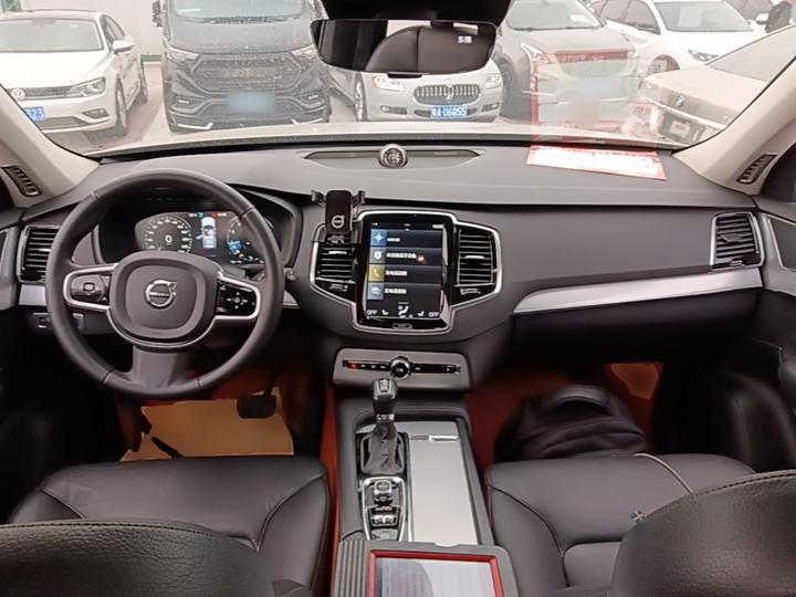 XC90 2017 T6 7-Seater photo 5
