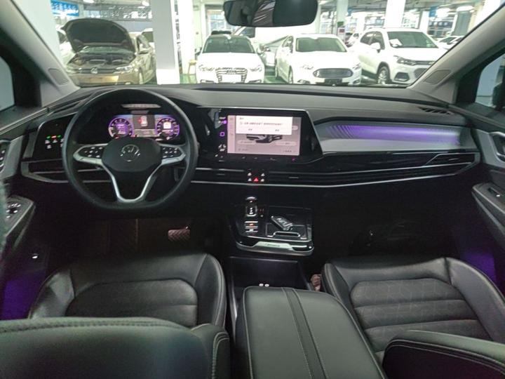 2023 Facelift 380TSI AWD Luxury Pro 6-Seater photo 5