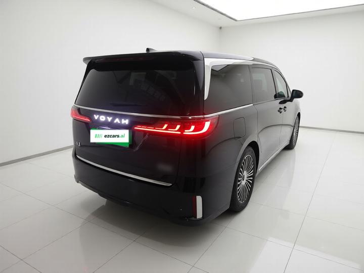 Voyah Dreamer 2025 PHEV AWD Flagship photo 4