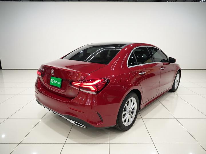A-Class 2022 Facelift A 200 L Sport Dynamic photo 4