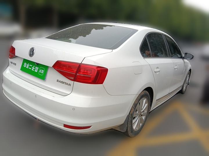 Sagitar 2015 1.6L AT Comfort photo 6