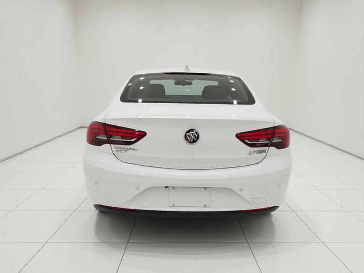 Regal 2019 20T Elite China VI photo 5